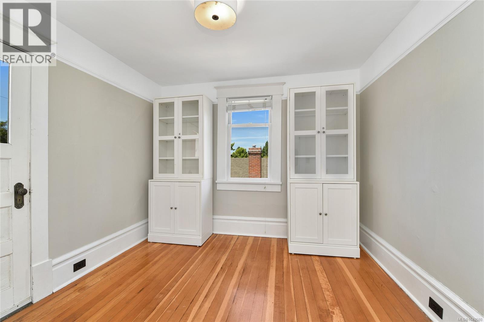 1597 Monterey Ave - 18