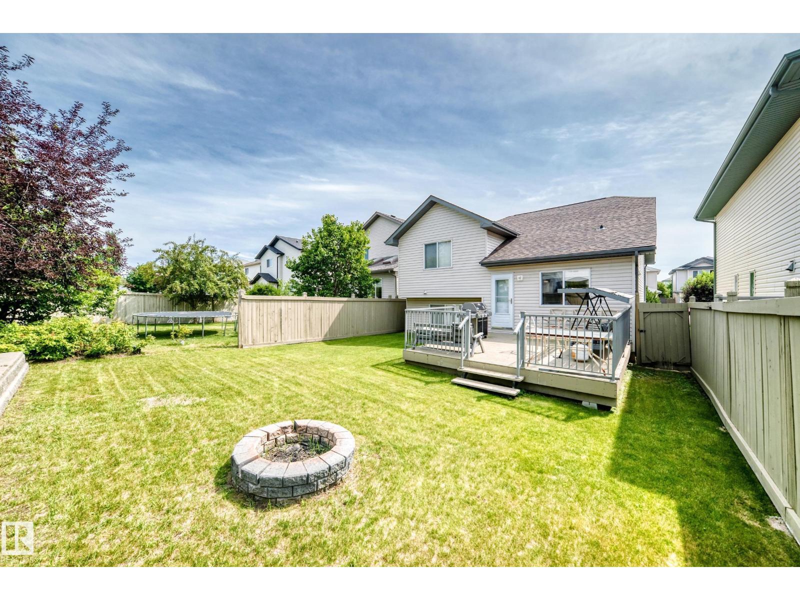 3226 30 AV NW, Silver Berry, Edmonton photo 3