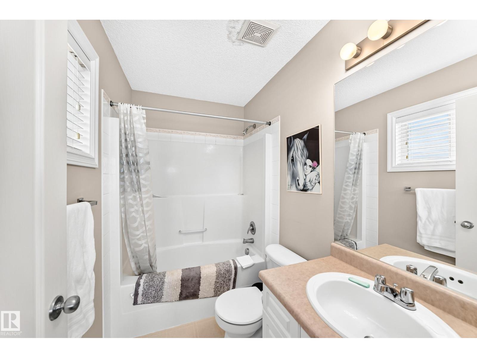3226 30 AV NW - 21