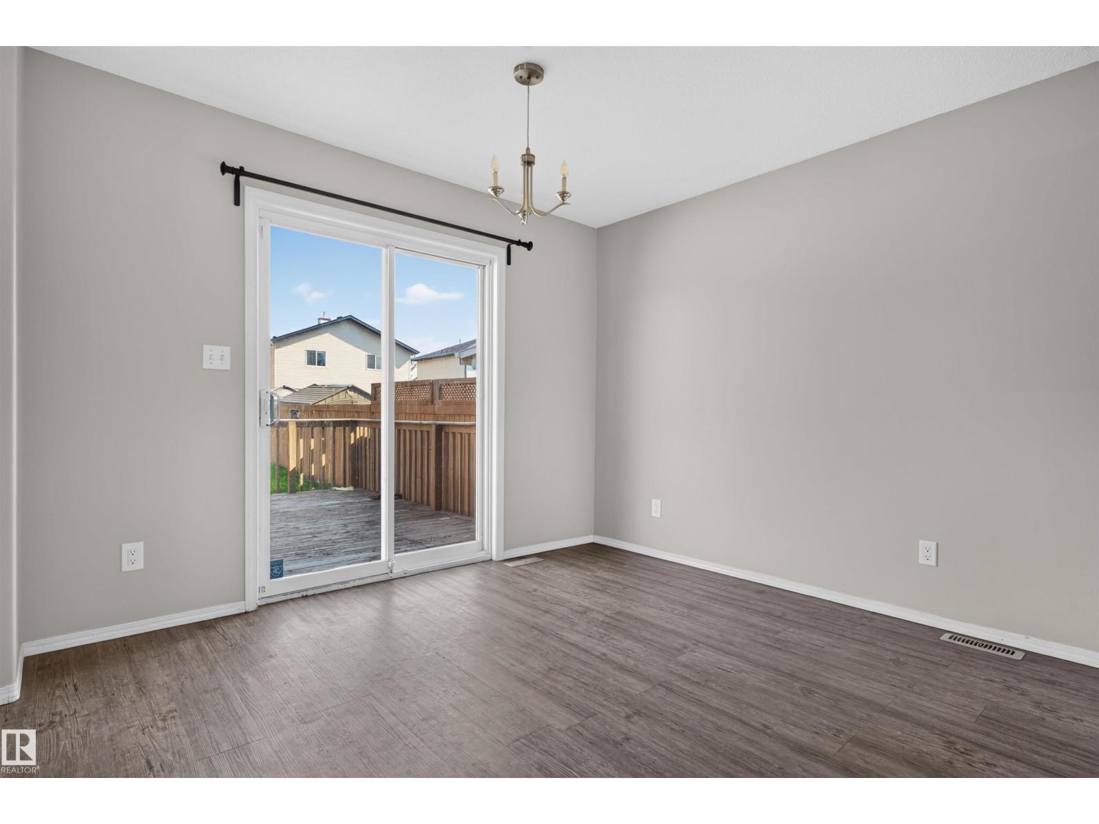 1816 36 AV NW - 11