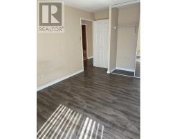 1410 - 736 Bay Street, Toronto, ON M5G2M4 Photo 8