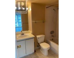1410 - 736 Bay Street, Toronto, ON M5G2M4 Photo 9