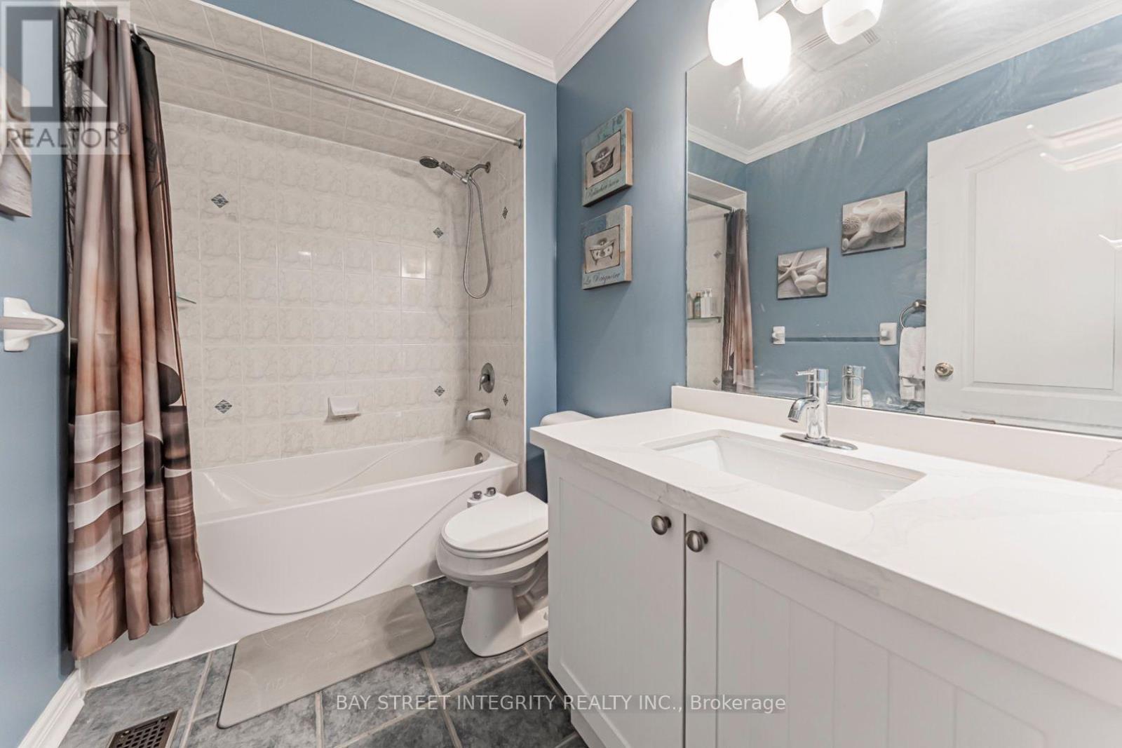 221 WOODSPRING AVENUE - 21