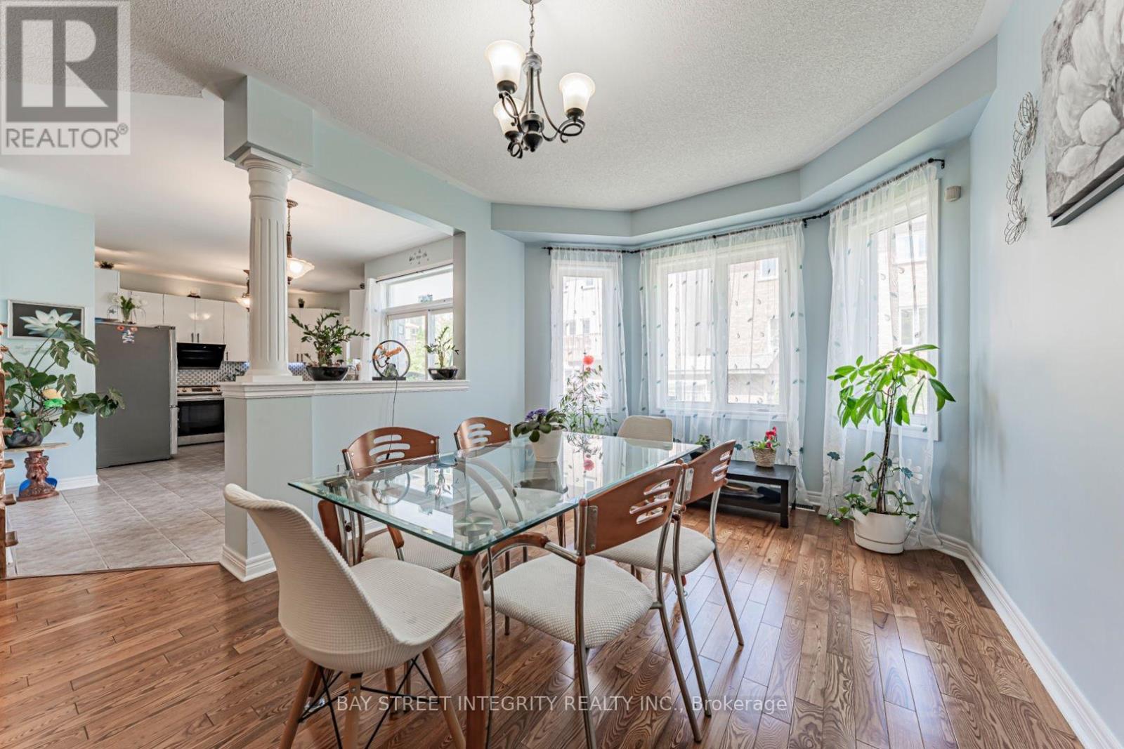 221 WOODSPRING AVENUE - 8