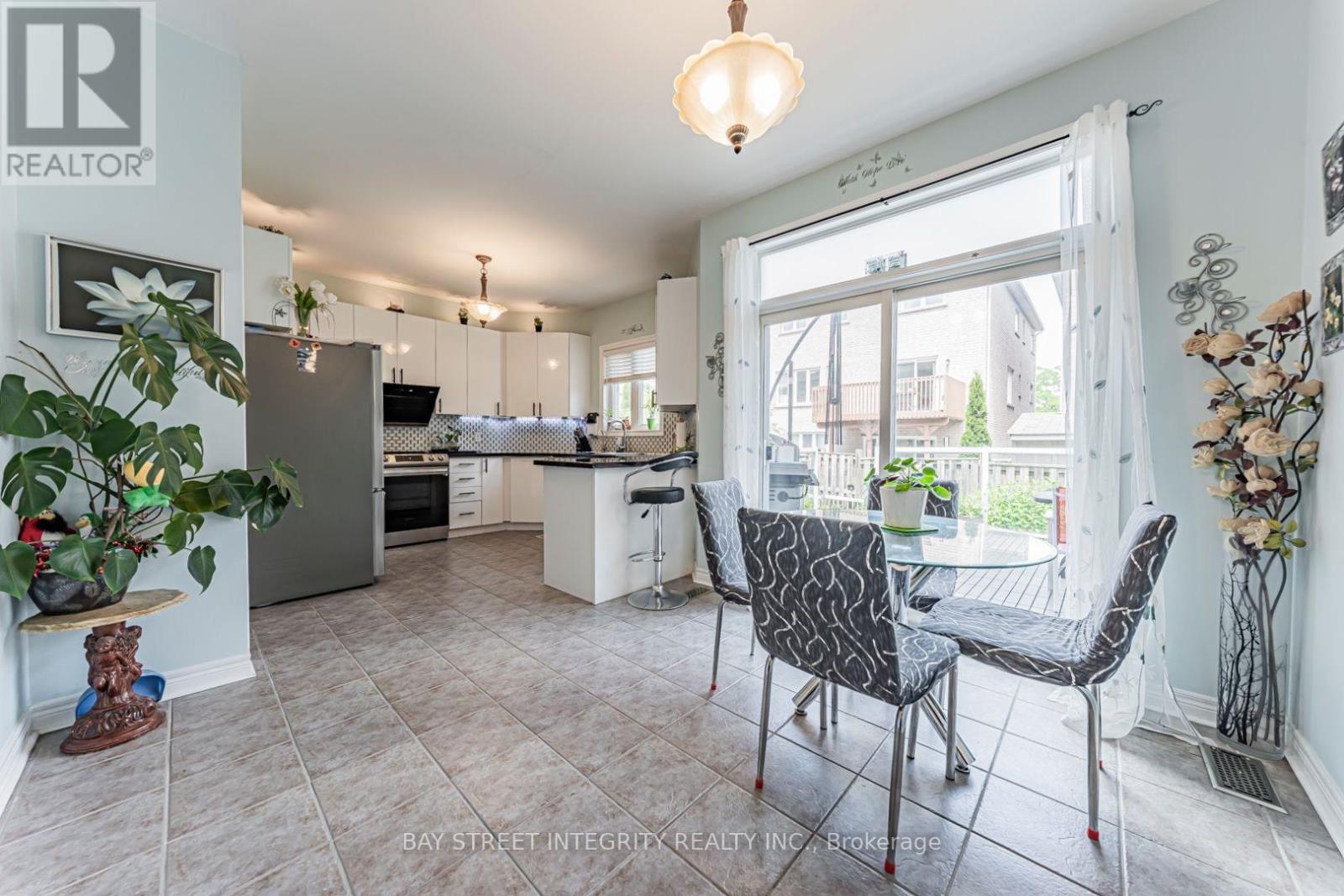 221 WOODSPRING AVENUE - 9