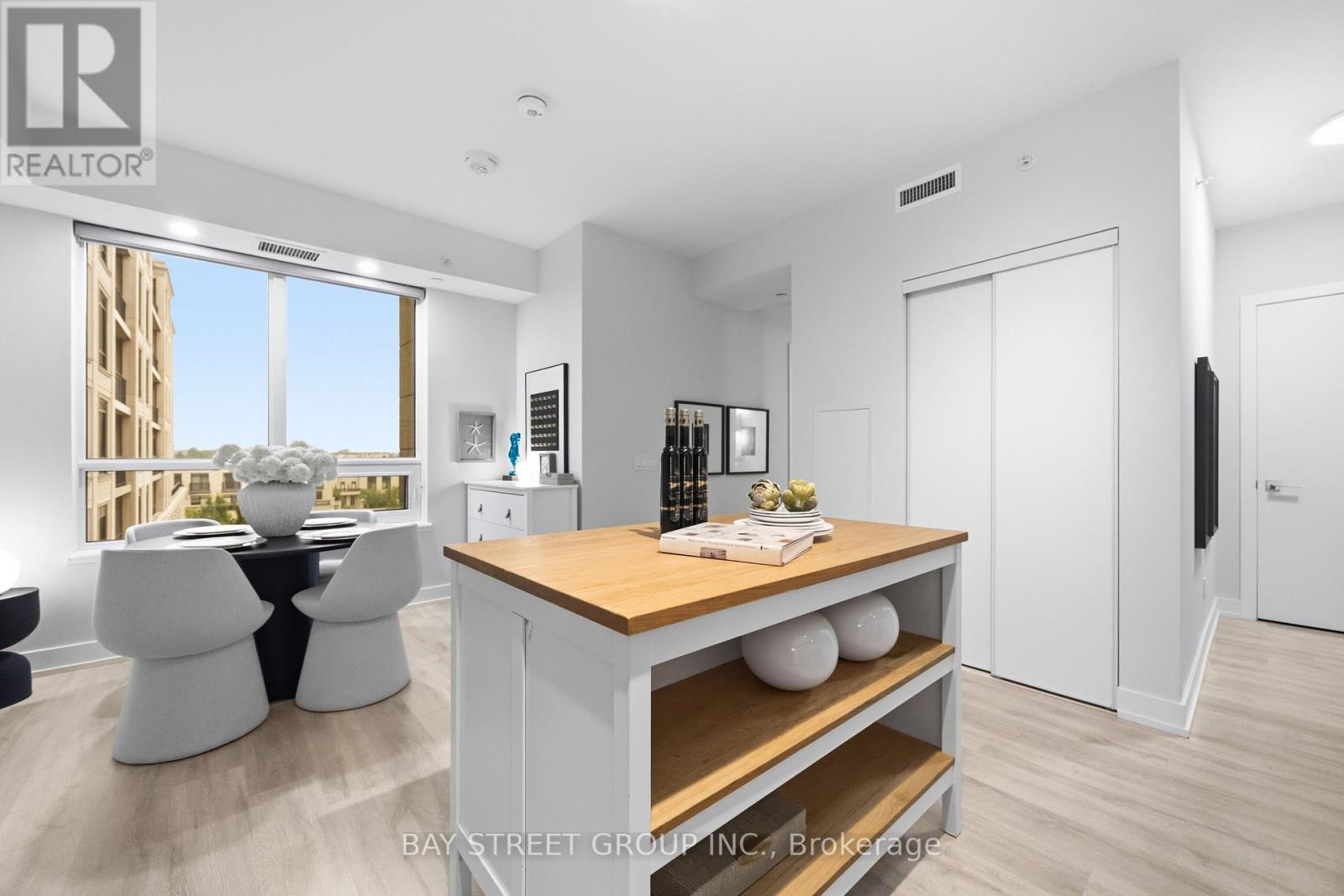 #505W 268 BUCHANAN DRIVE - Image 14