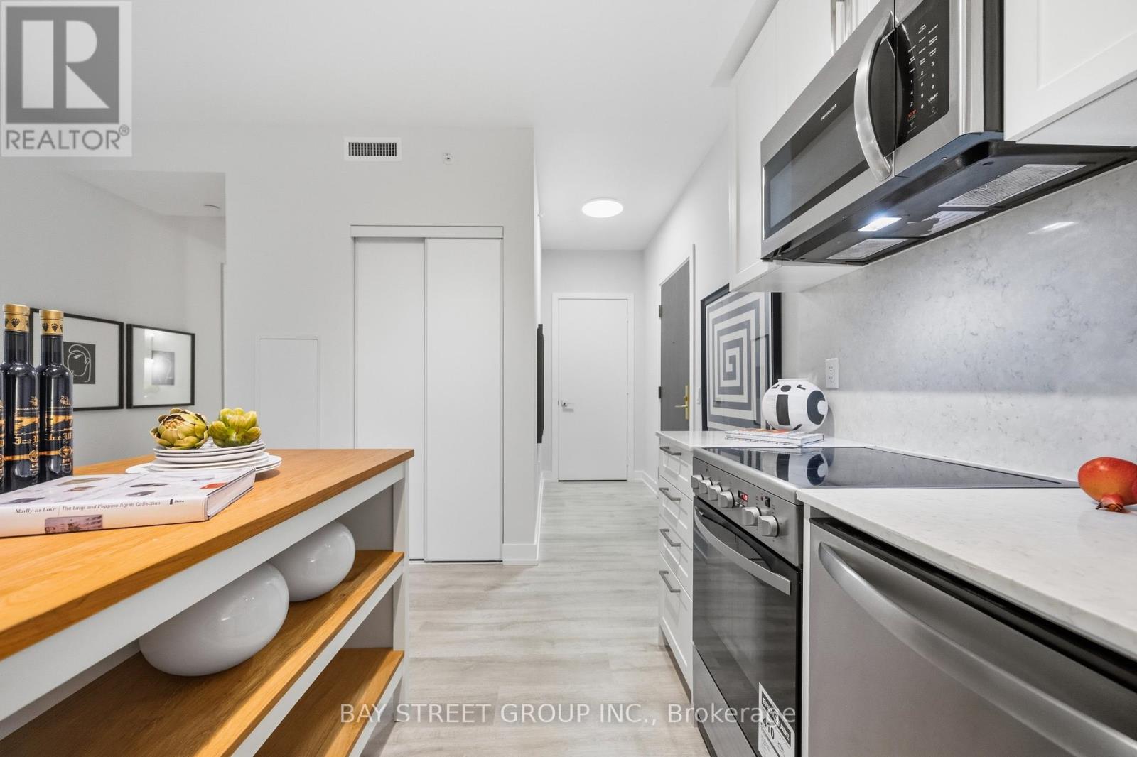 #505W 268 BUCHANAN DRIVE - Image 15