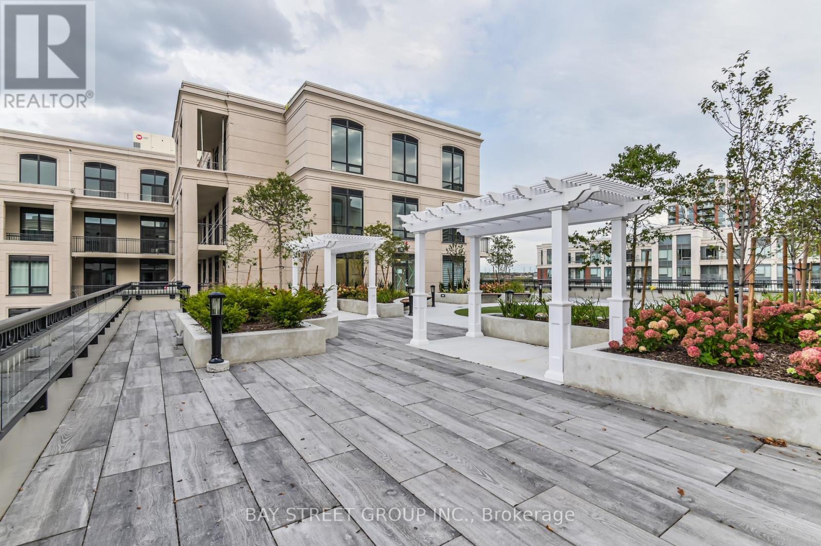 #505W 268 BUCHANAN DRIVE - Image 42