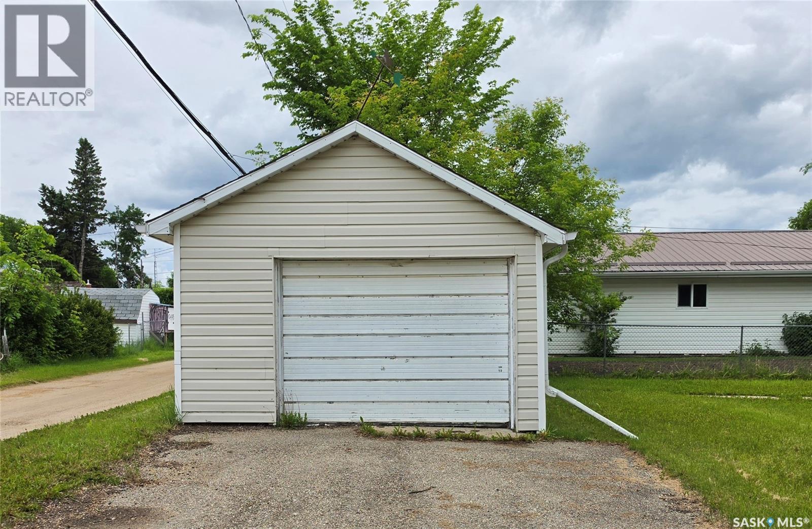 247 2nd AVENUE NE - 17
