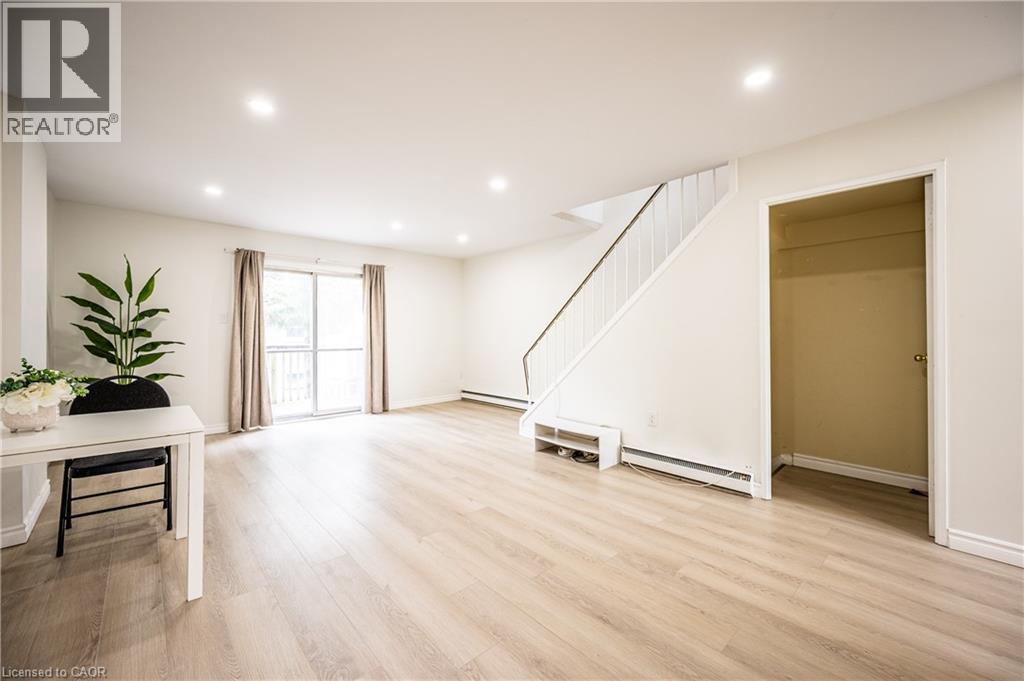 212 WESTCOURT Place - Image 7