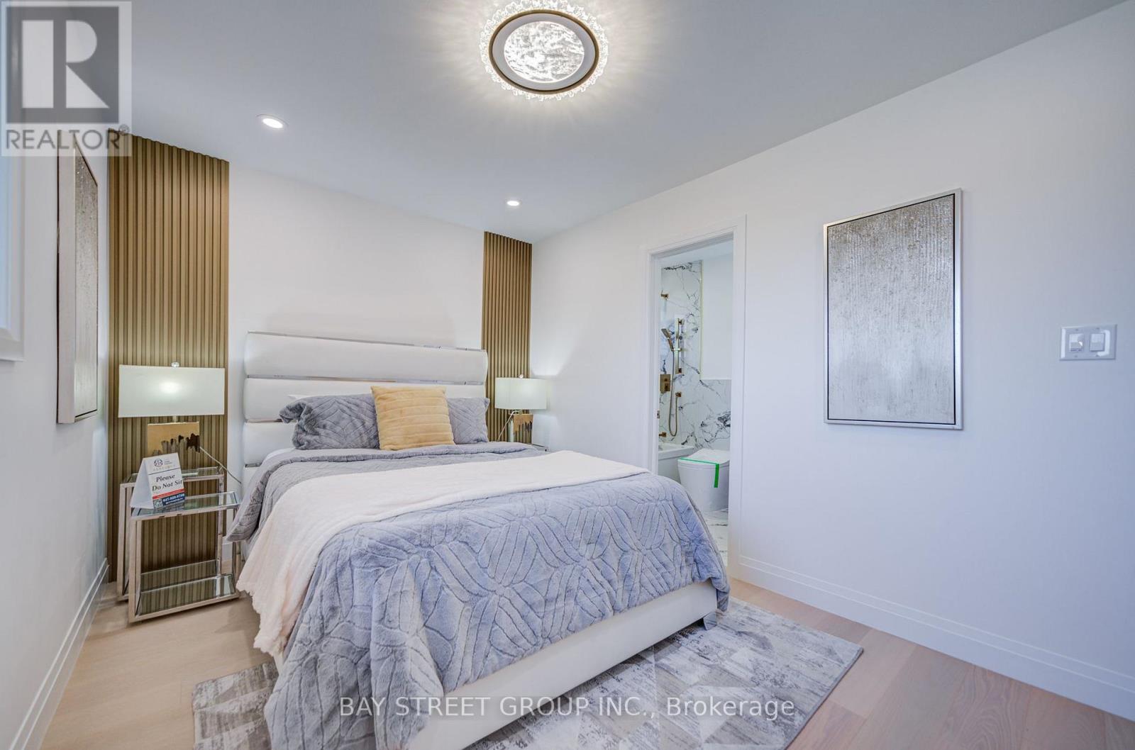 60 WARNER AVENUE - 19