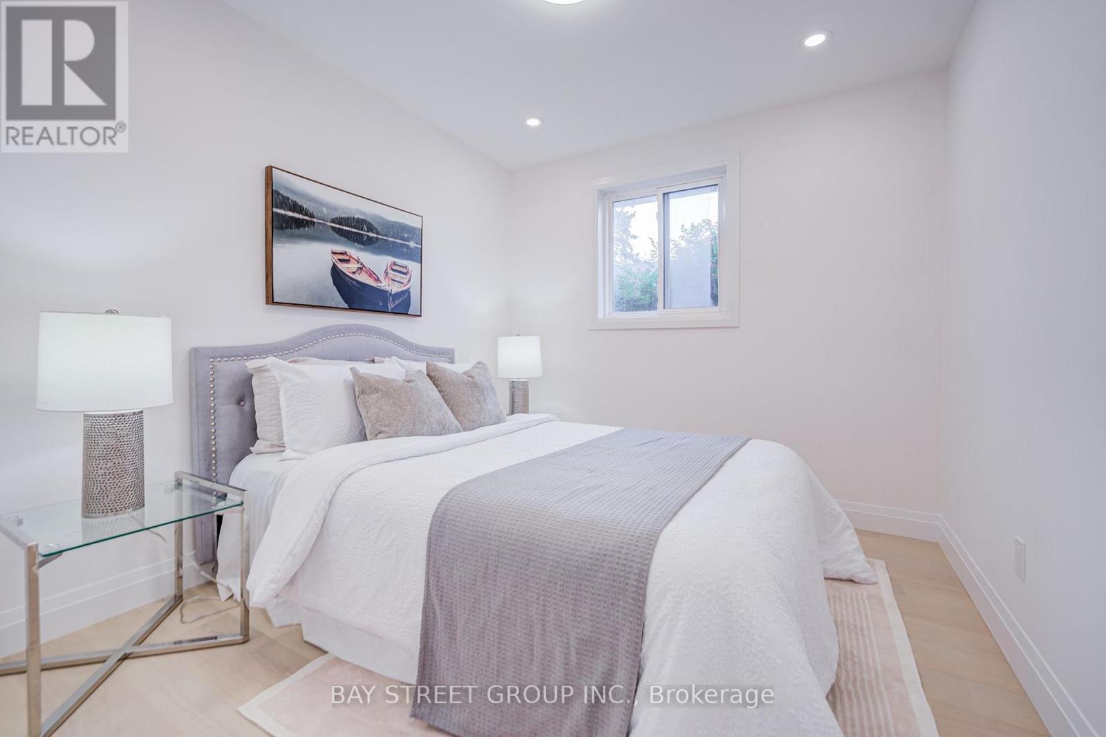 60 WARNER AVENUE - 22