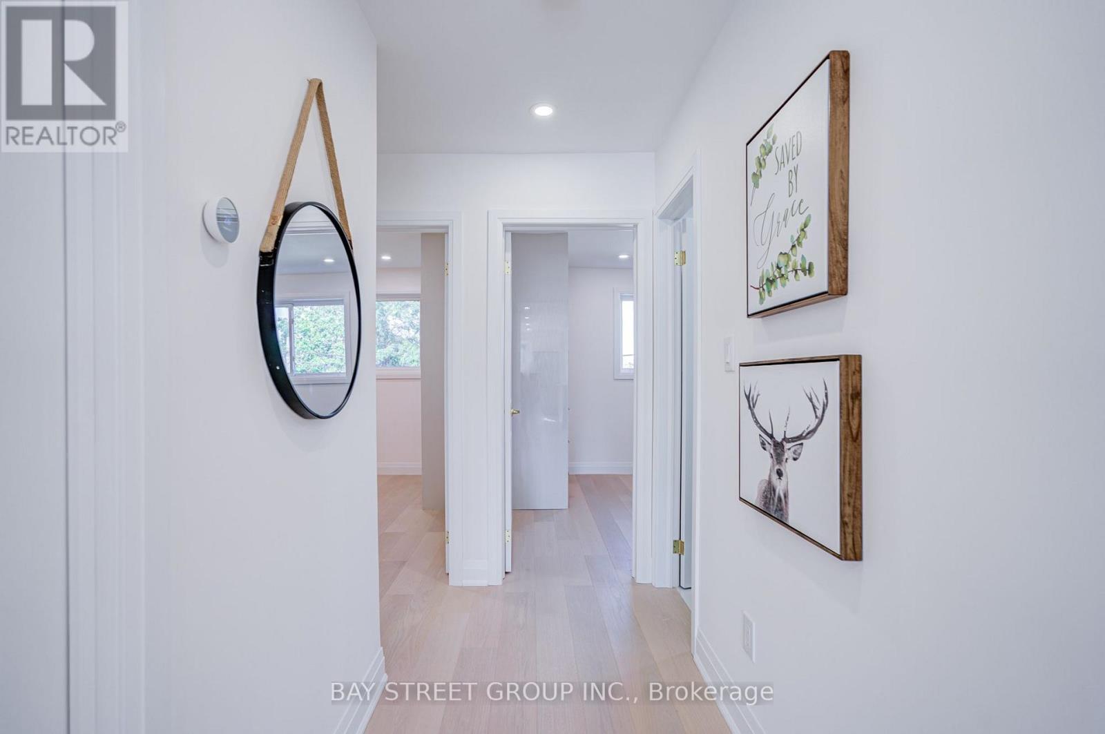 60 WARNER AVENUE - 26