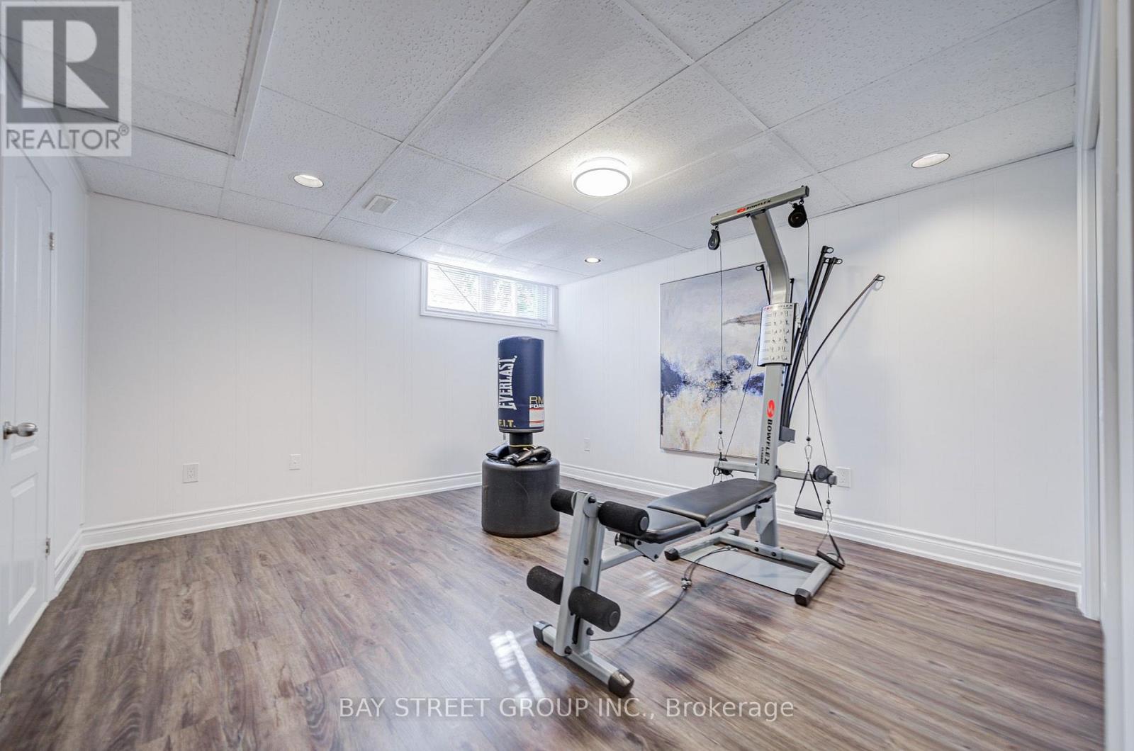 60 WARNER AVENUE - 35