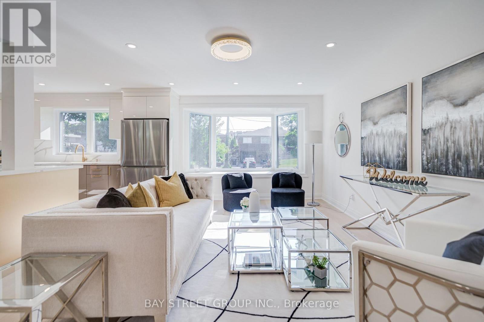 60 WARNER AVENUE - 7