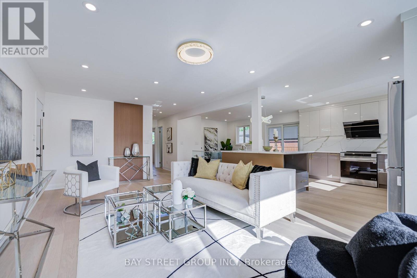 60 WARNER AVENUE - 8