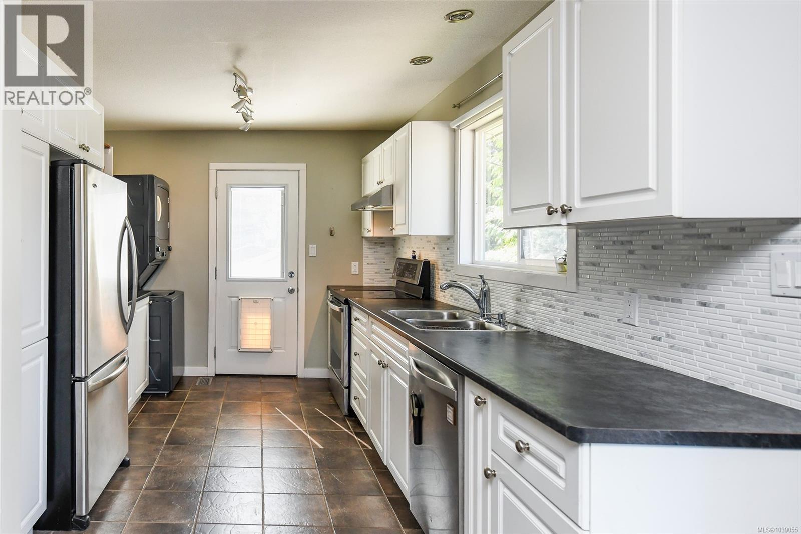 280 Glacier View Dr - 4