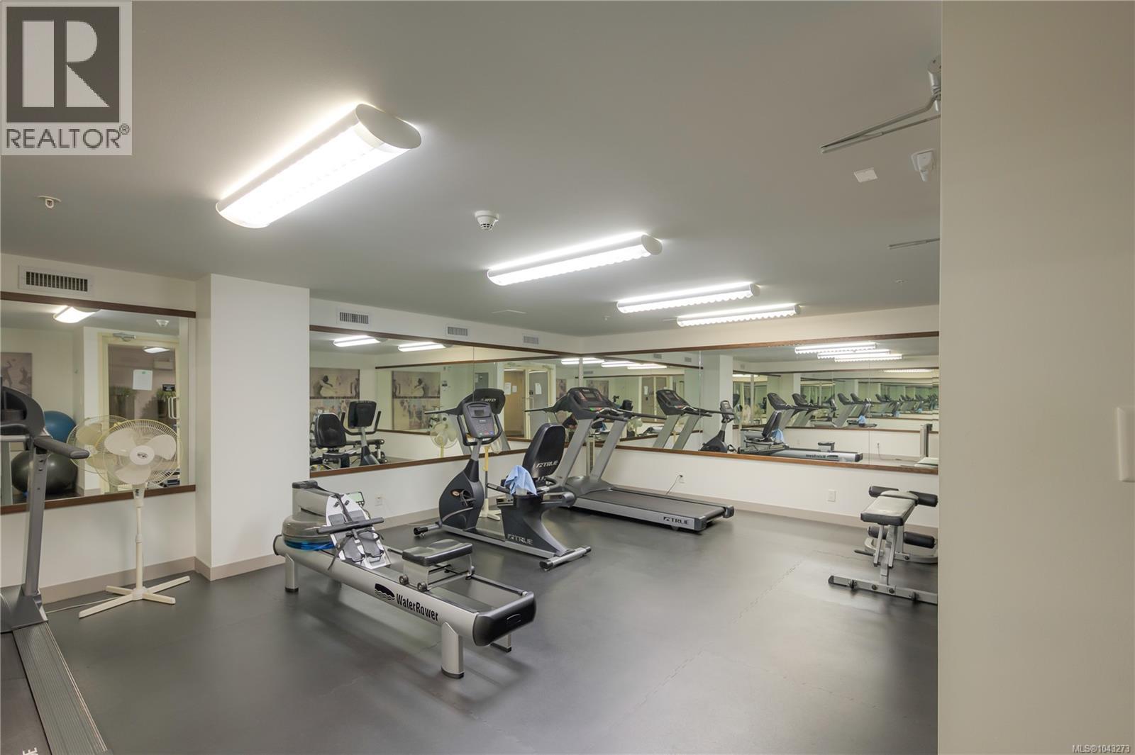#412 999 Burdett Ave - 28