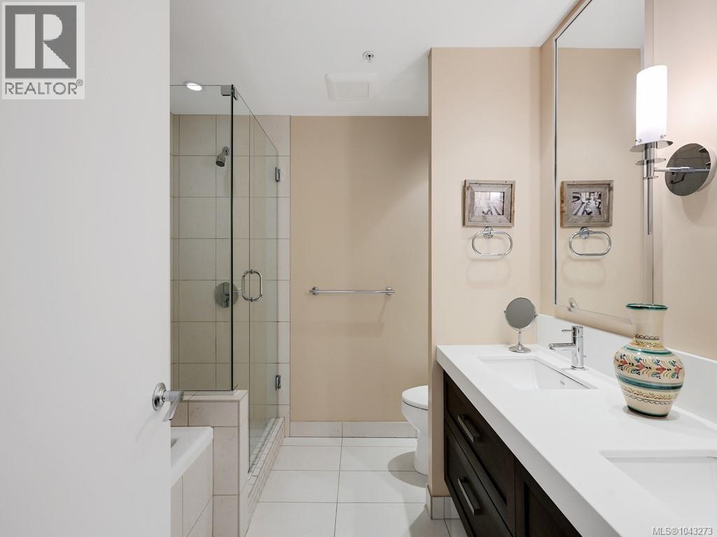 #412 999 Burdett Ave - 19