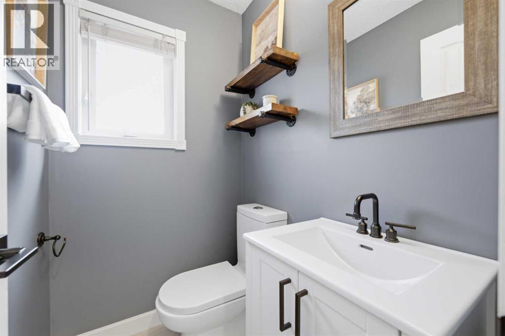 20 Mapleglade Close SE - 20