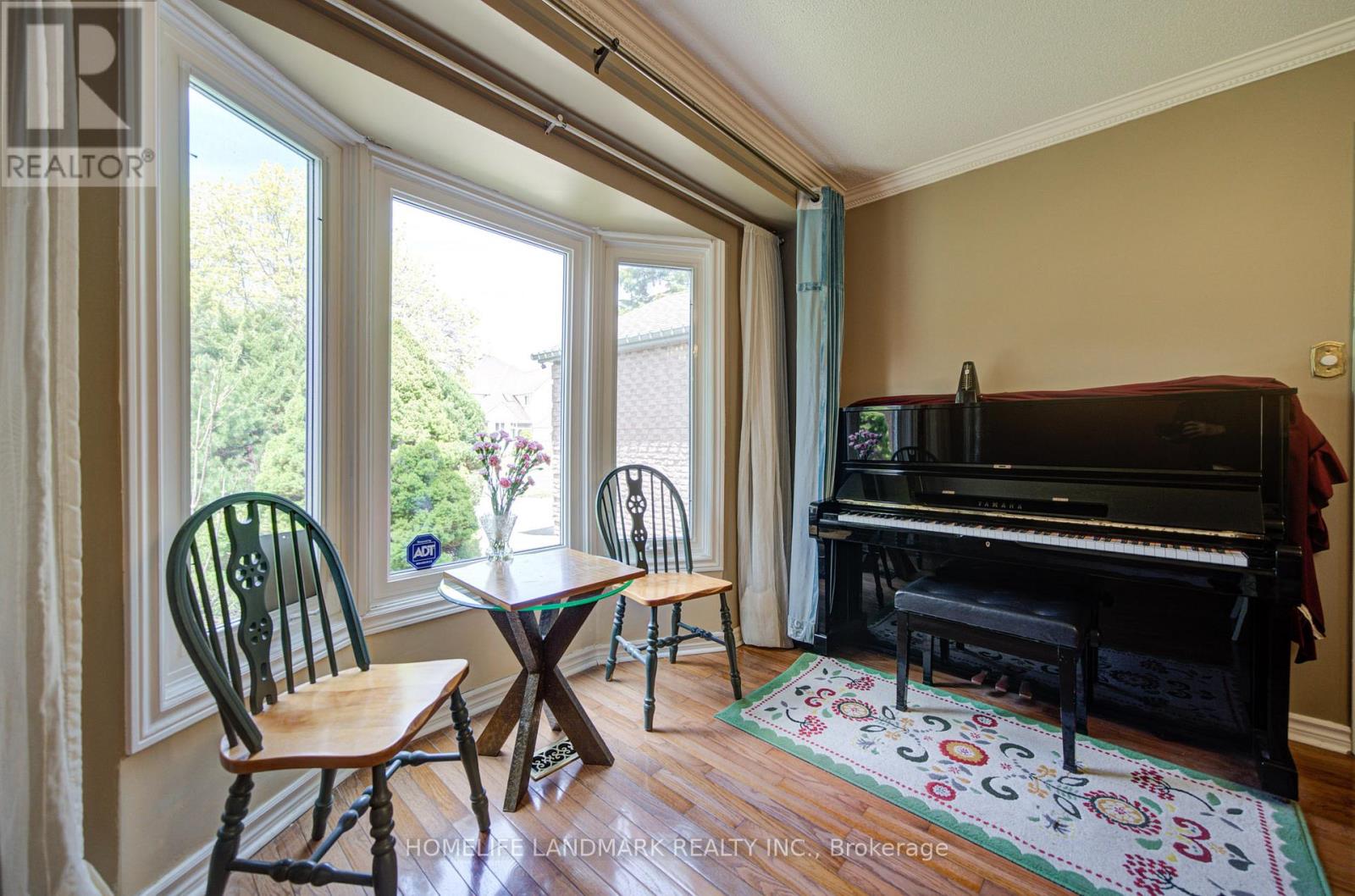 375 MANHATTAN DRIVE - 10