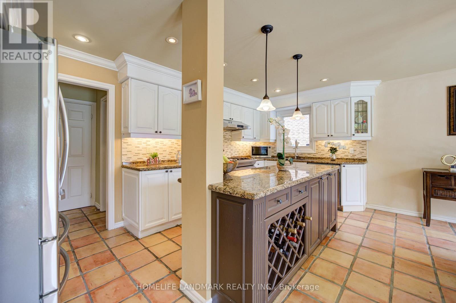 375 MANHATTAN DRIVE - 15