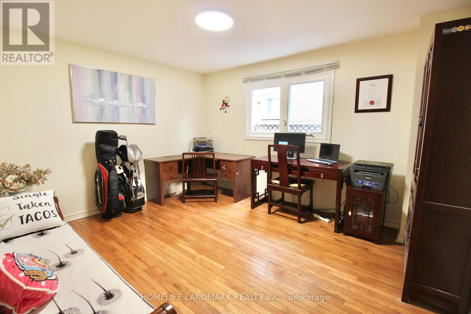 375 MANHATTAN DRIVE - 21