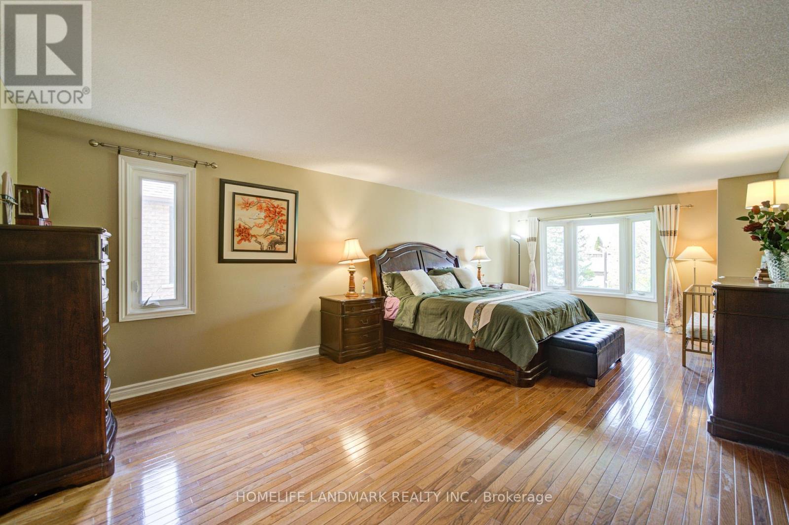 375 MANHATTAN DRIVE - 26