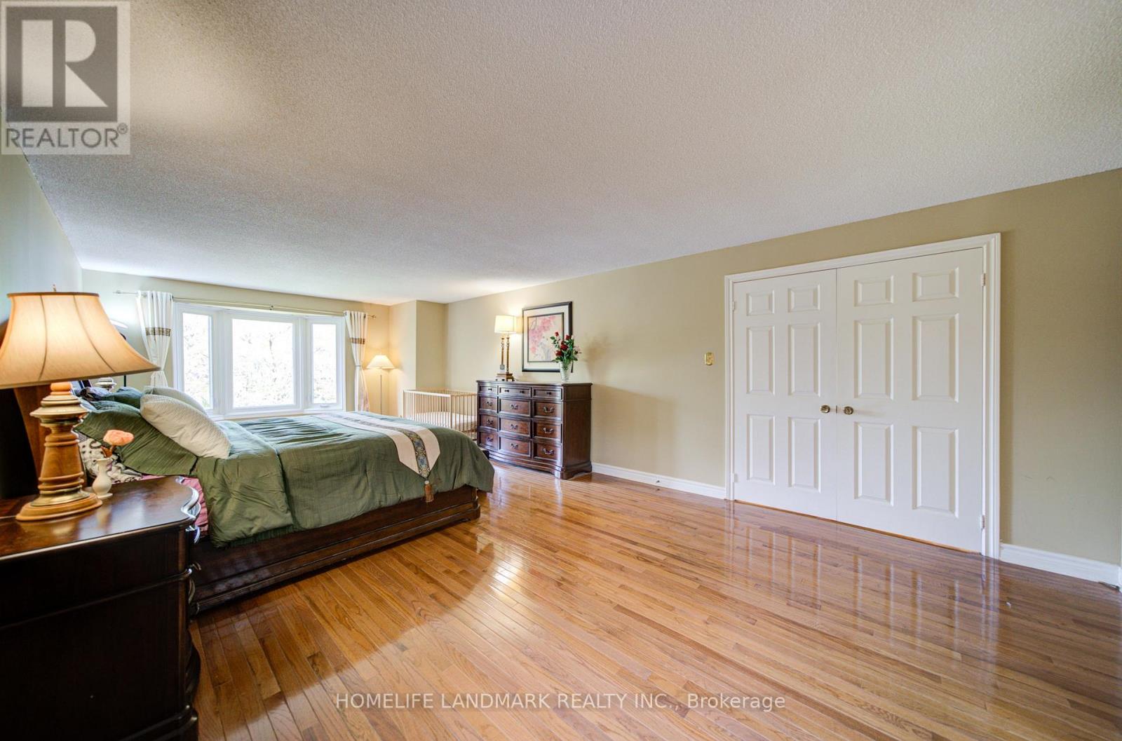 375 MANHATTAN DRIVE - 27