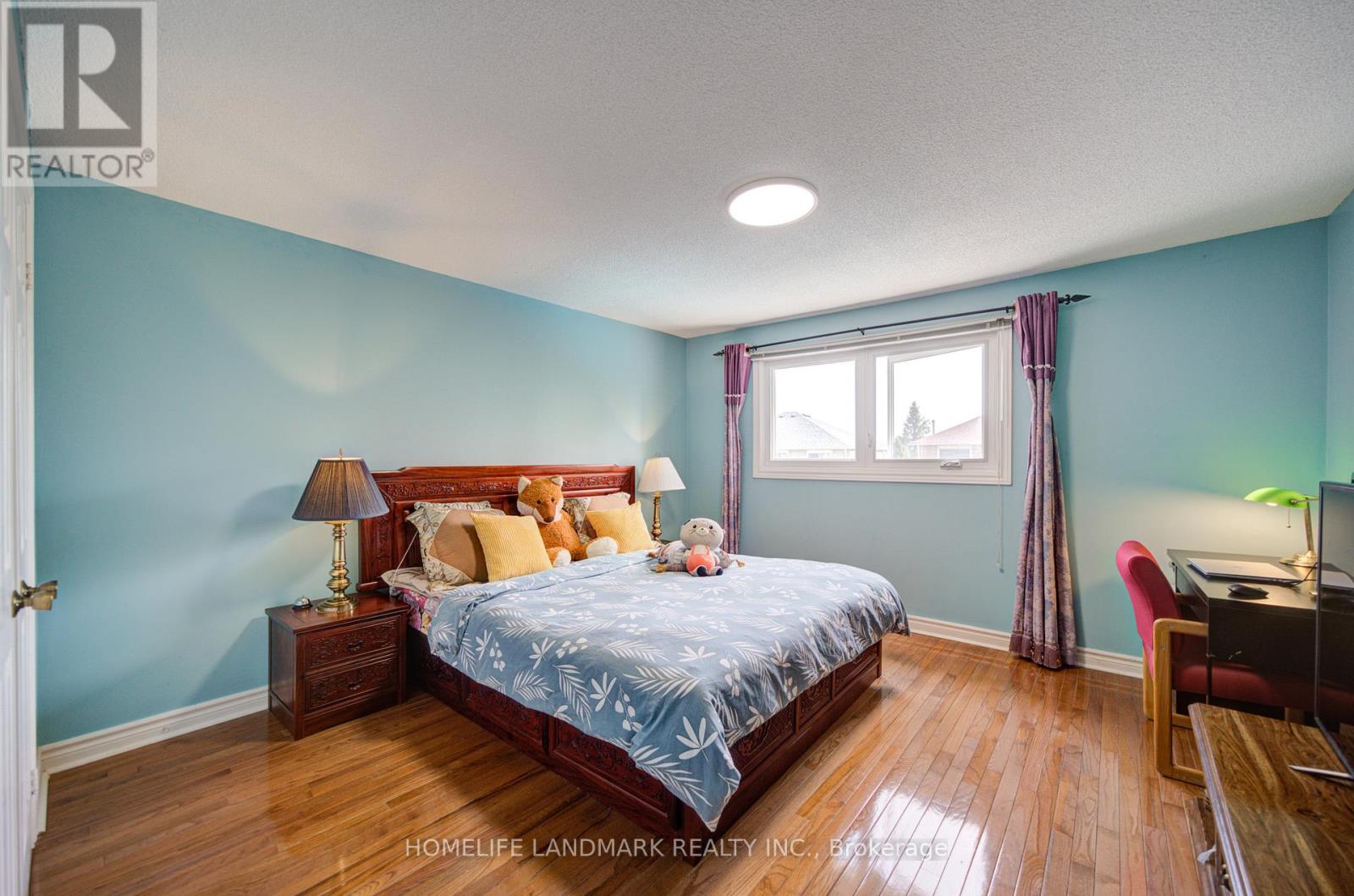 375 MANHATTAN DRIVE - 34
