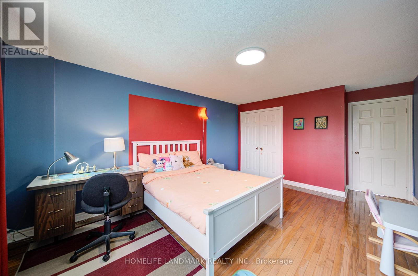 375 MANHATTAN DRIVE - 36
