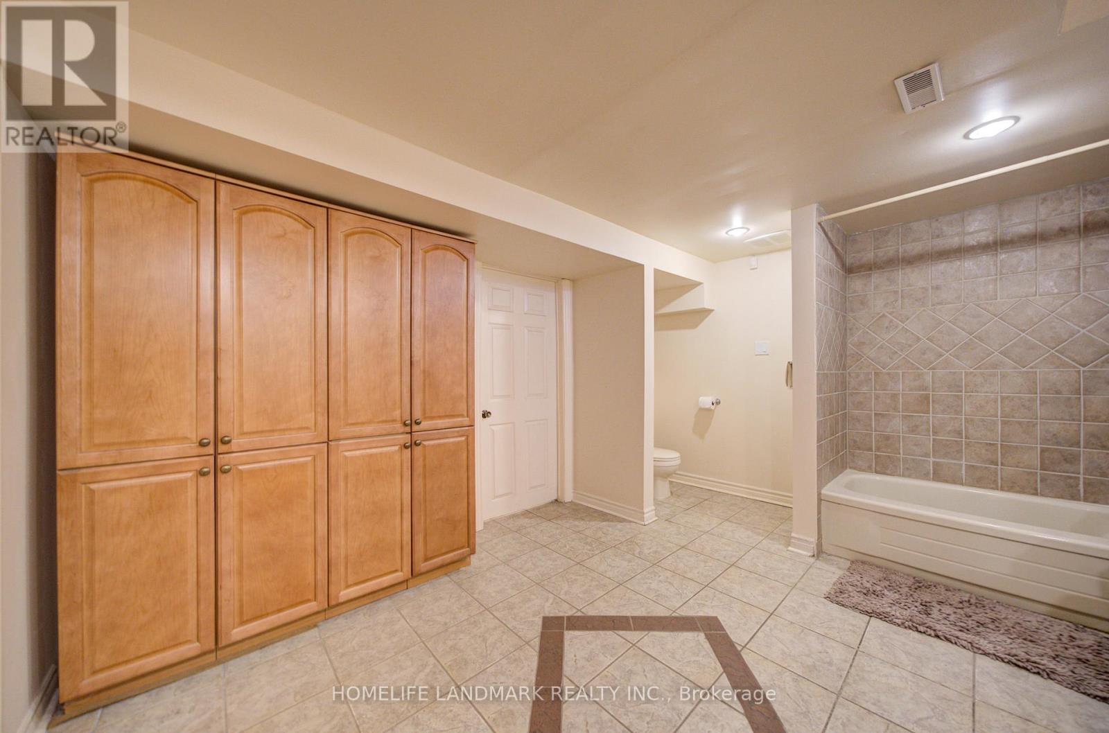 375 MANHATTAN DRIVE - 46