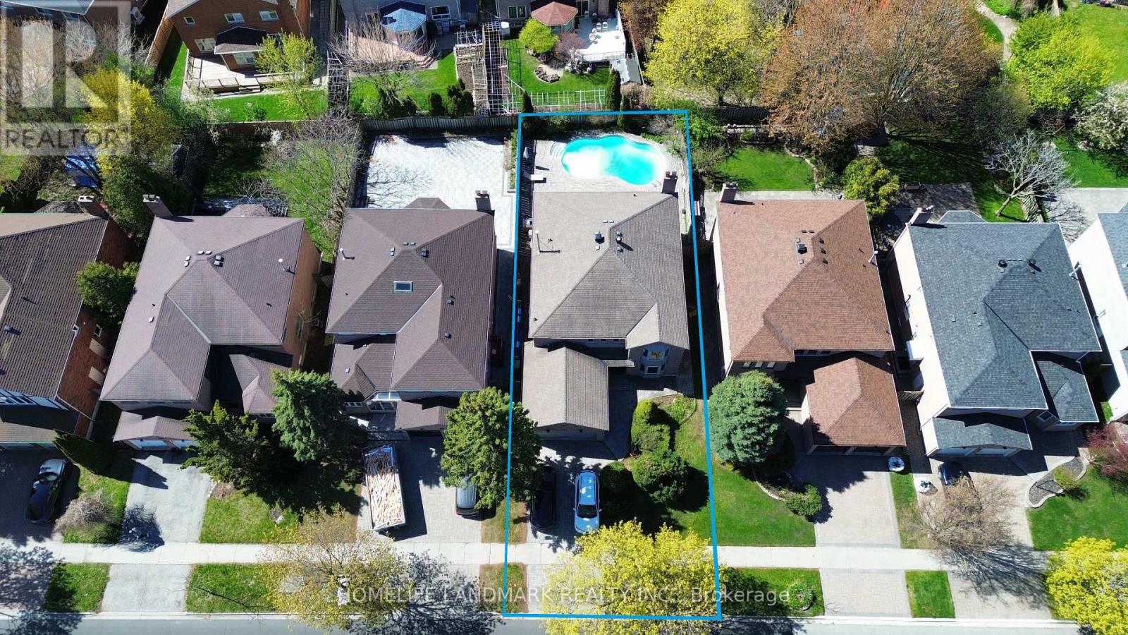 375 MANHATTAN DRIVE - 5