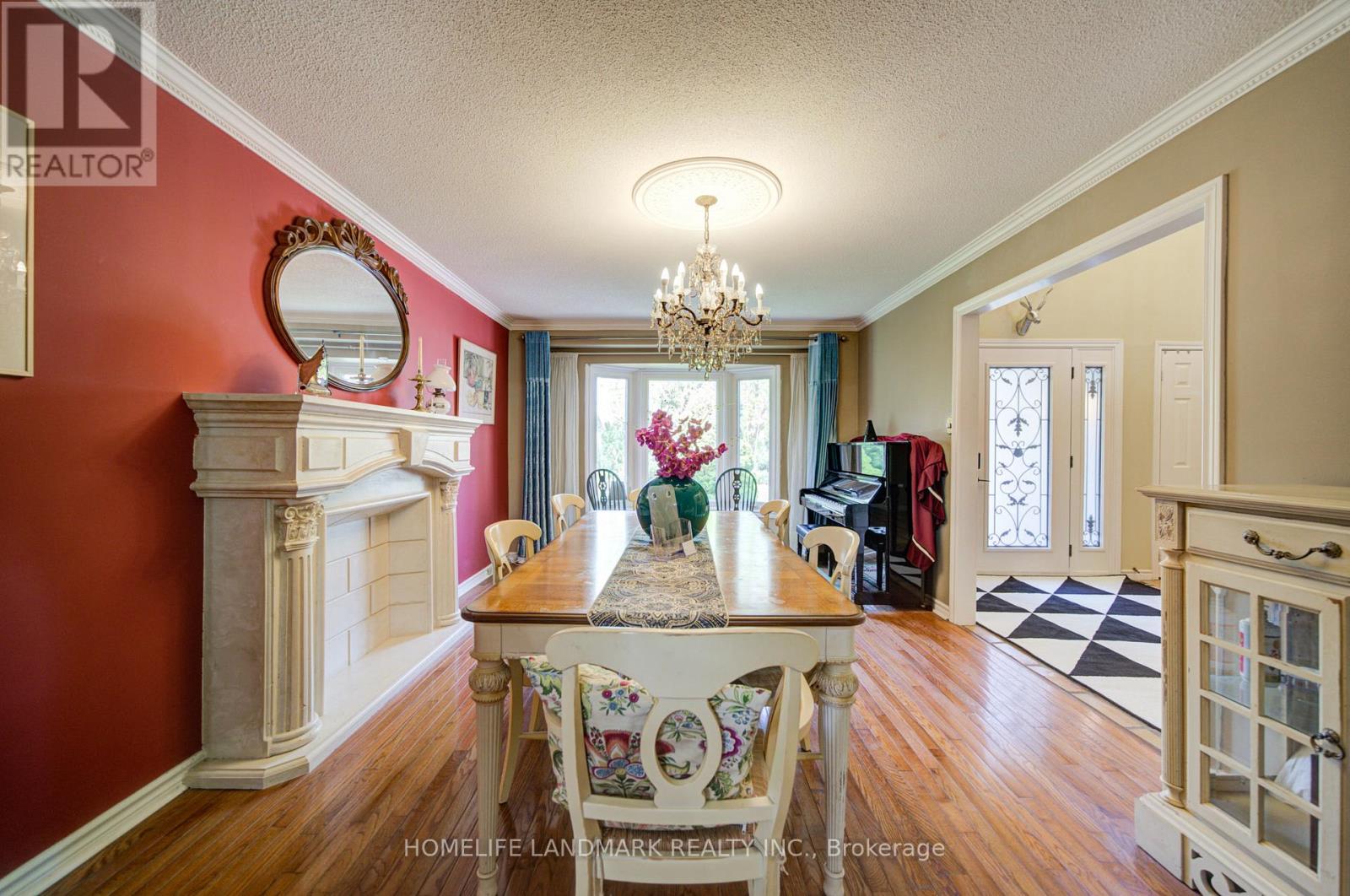 375 MANHATTAN DRIVE - 9
