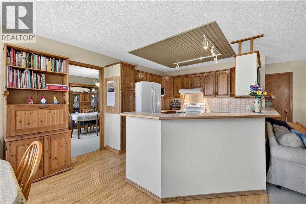 14 Hawkdale Gate NW - 23