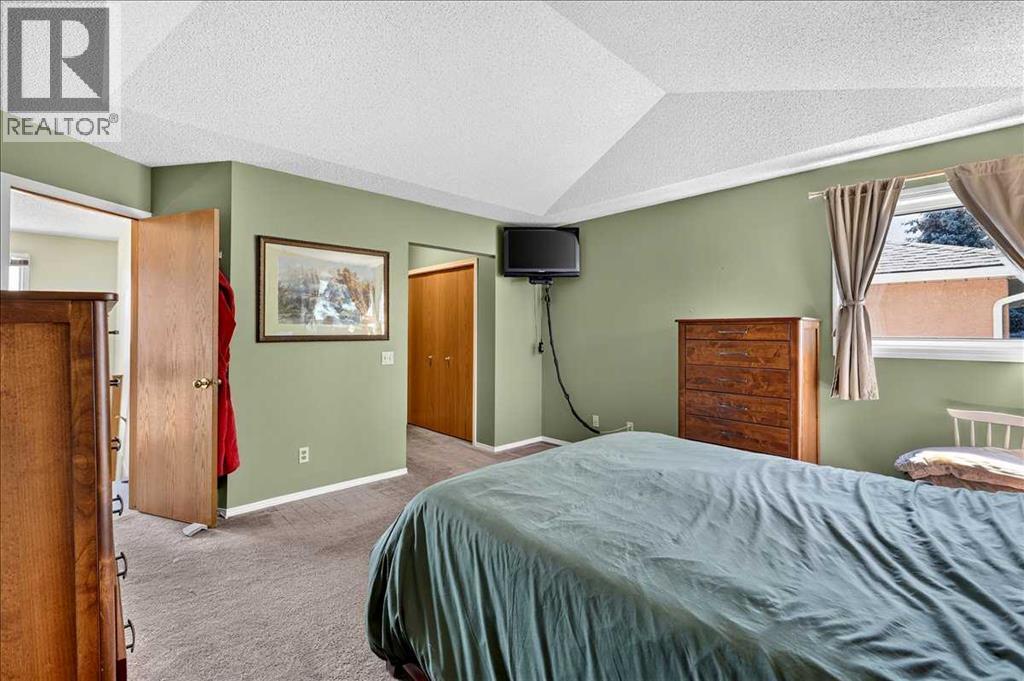 14 Hawkdale Gate NW - 27