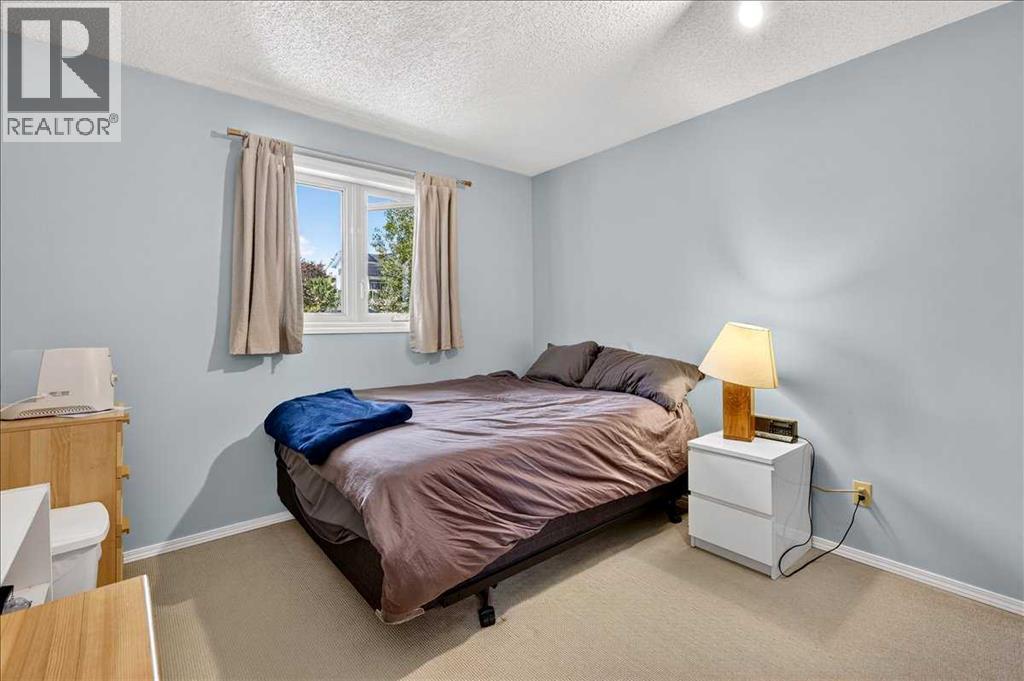 14 Hawkdale Gate NW - 34