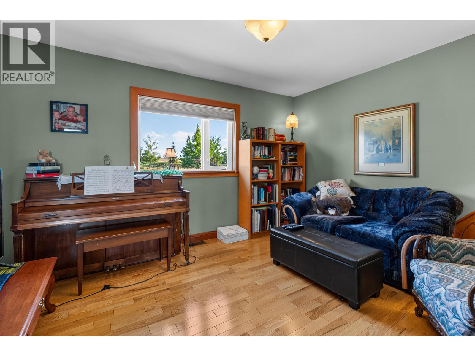 1036 SACKNER ROAD - 9