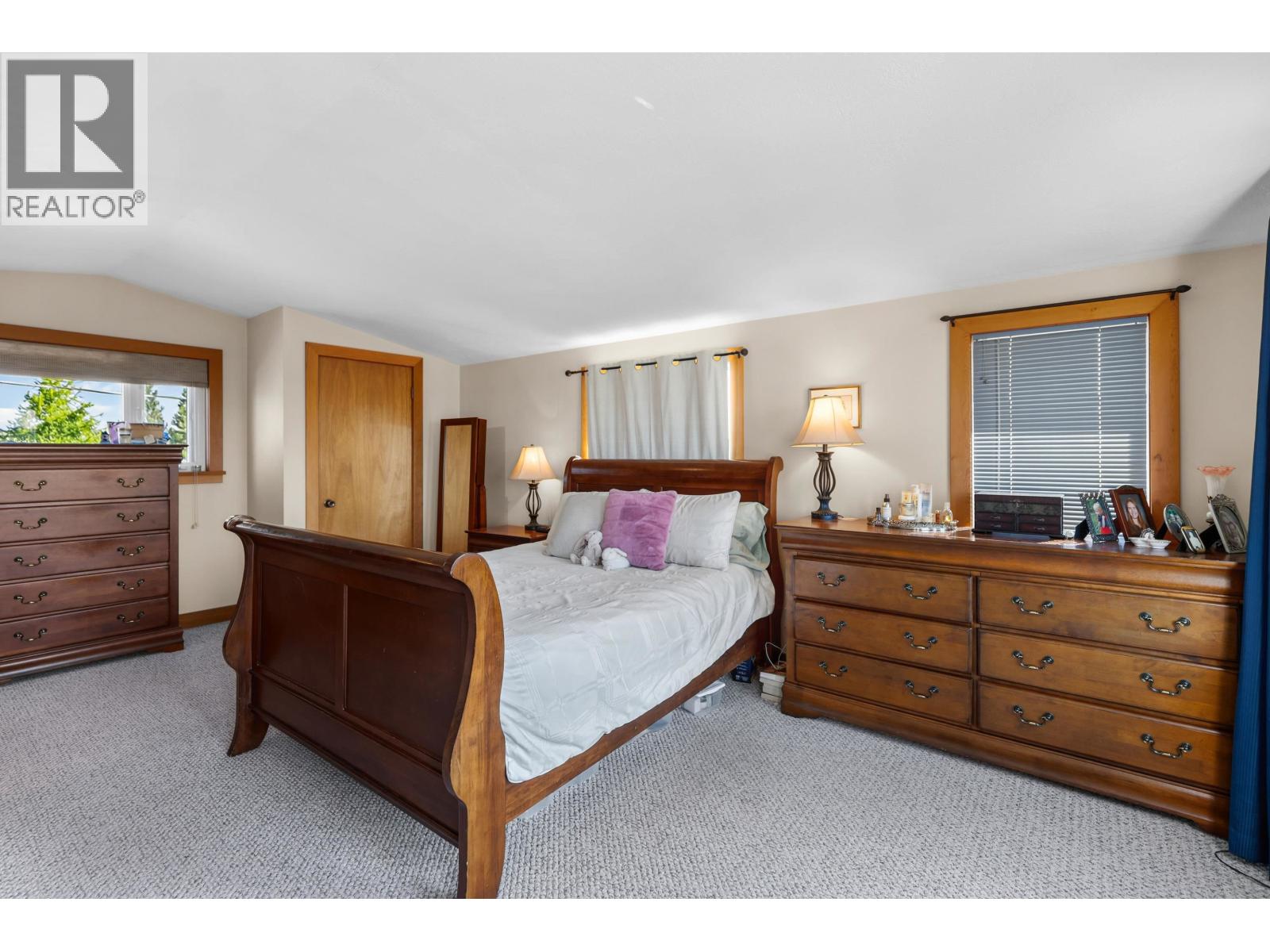 1036 SACKNER ROAD - 11