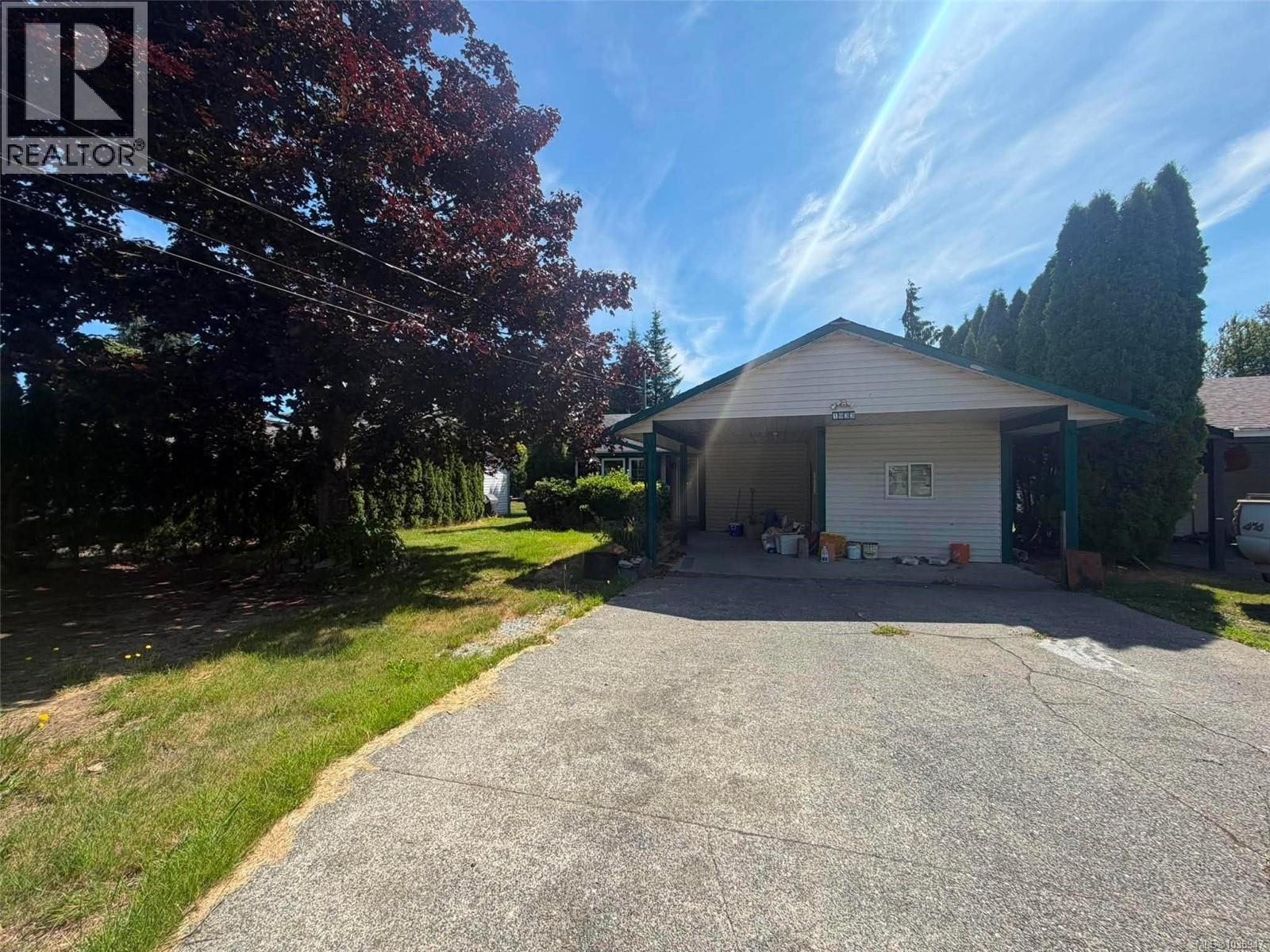 1933 Galerno Rd, Campbell River — photo 3