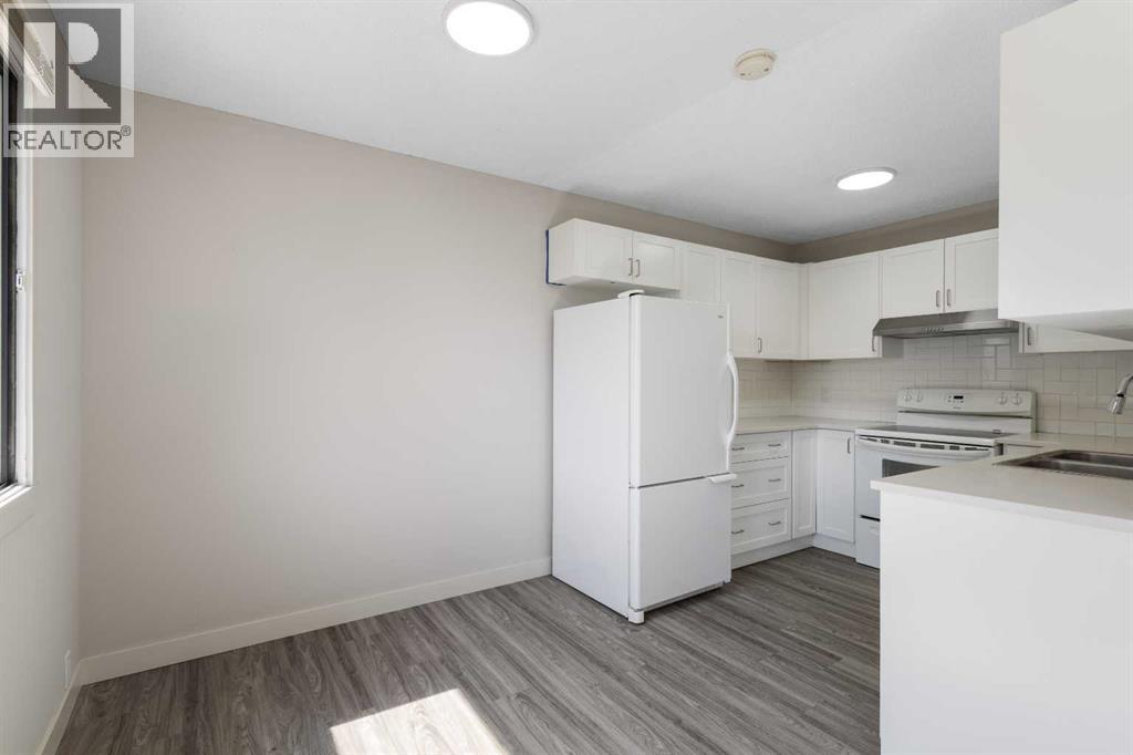 #50 5019 46 Avenue SW - 6