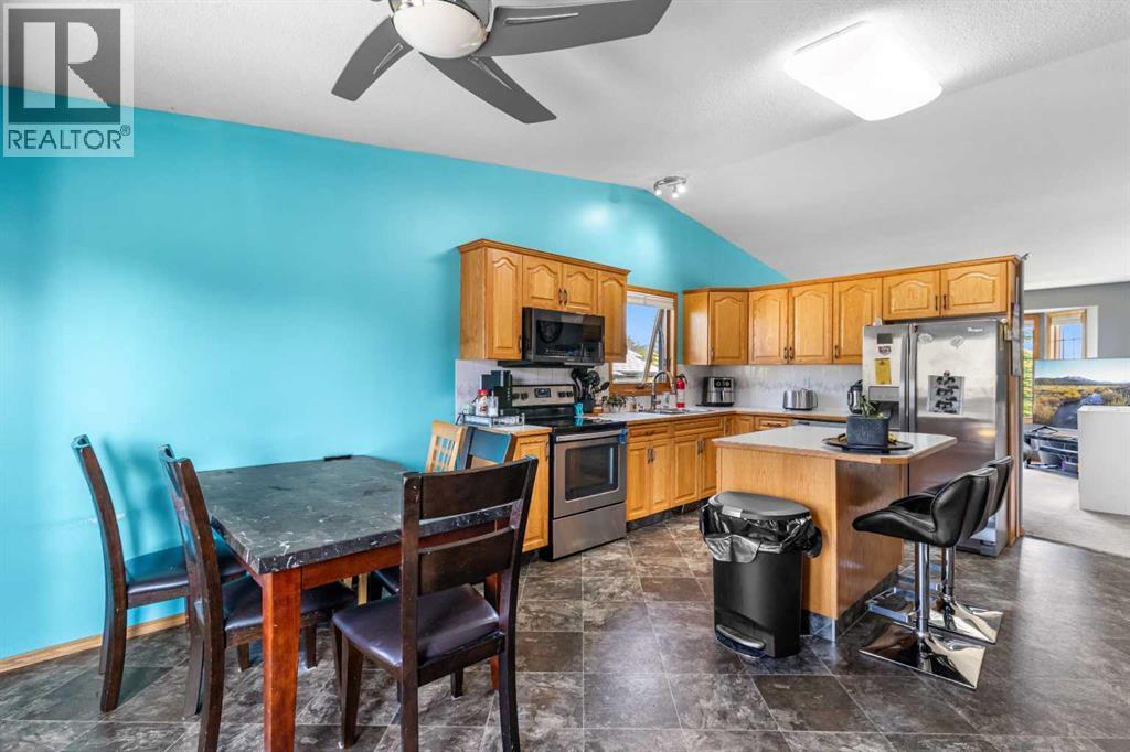 10 Kingston Drive - 12