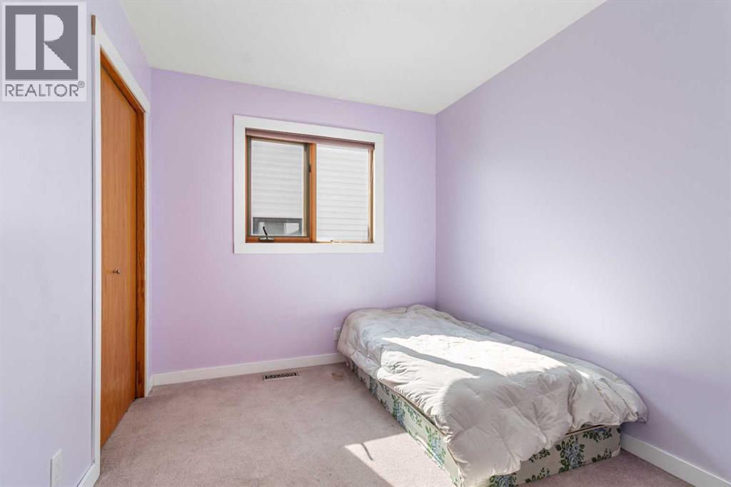 10 Kingston Drive - 16