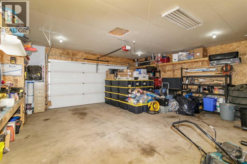 10 Kingston Drive - 32