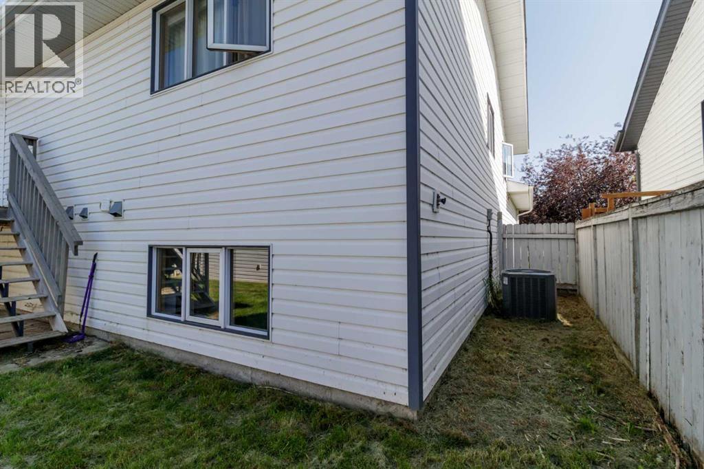 10 Kingston Drive - 27
