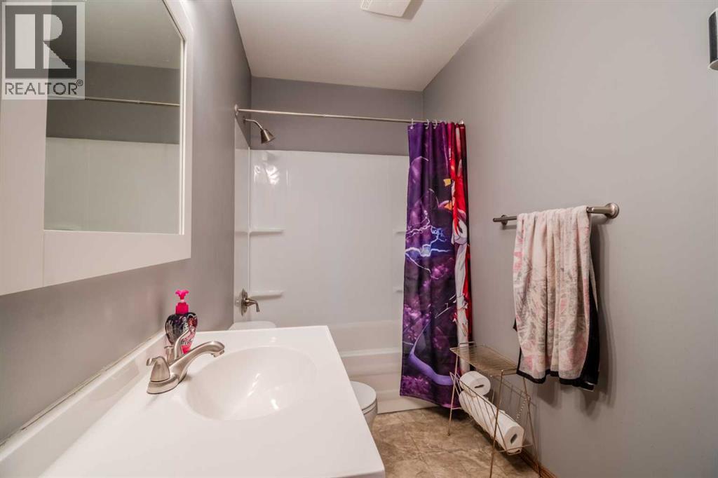 10 Kingston Drive - 23