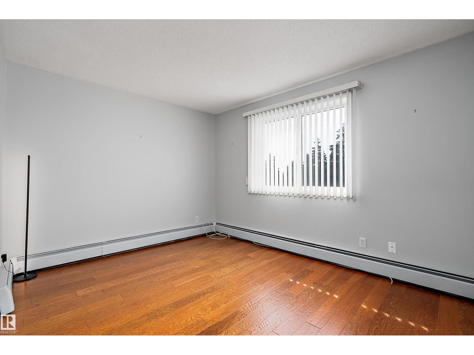 #315 5520 RIVERBEND RD NW - Image 23