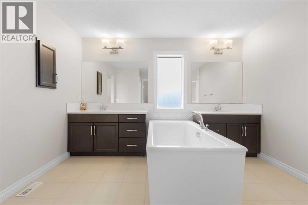486 Silverado Boulevard SW - 23