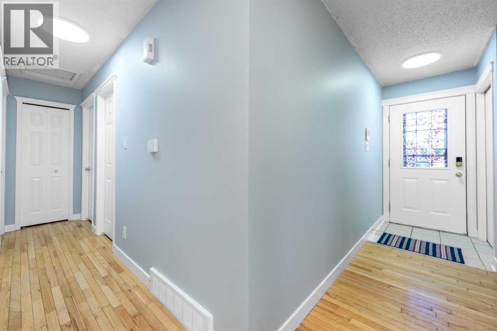 5071 Whitestone Way NE - 10