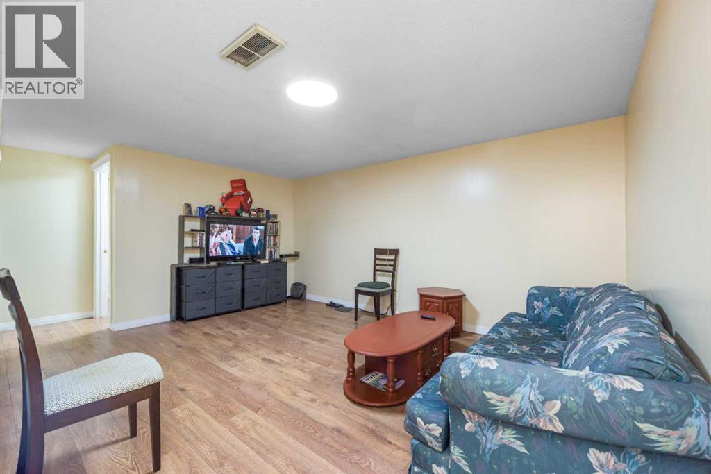 5071 Whitestone Way NE - 20